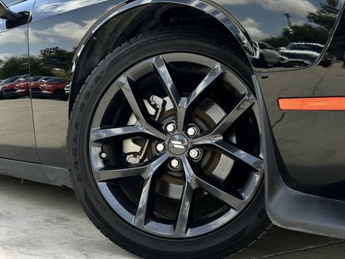 Used 2023 Dodge Challenger R/T w/ Blacktop Package RWD image 9