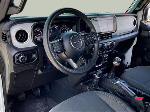 Used 2024 Jeep Wrangler Sport AWD/4WD image 17