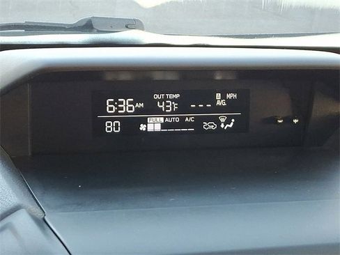 Used 2023 Subaru Crosstrek 2.0i Premium image 18