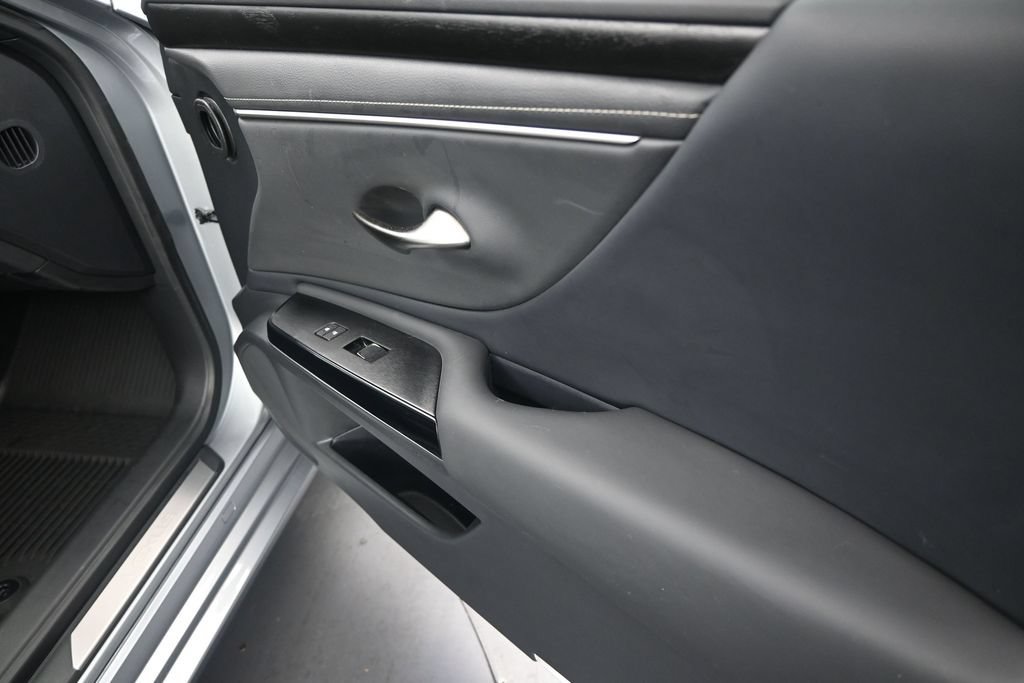 Used 2025 Lexus ES 350 w/ Premium Package FWD image 22
