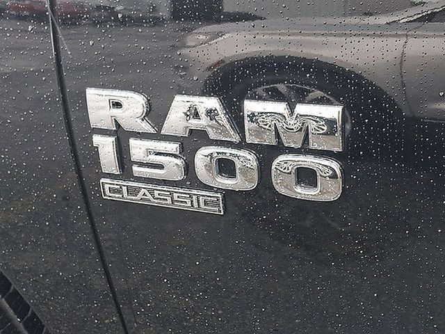 Used 2024 RAM 1500 Classic SLT AWD/4WD image 32