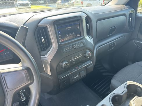 Used 2021 Chevrolet Silverado 1500 Custom AWD/4WD image 26