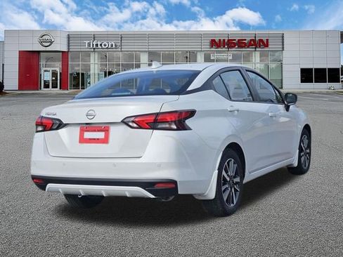 New 2025 Nissan Versa S w/ Trunk Package FWD image 7