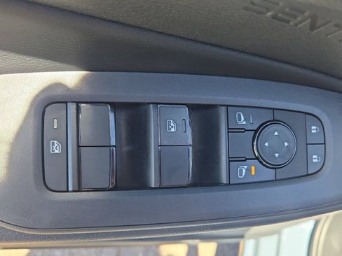 New 2026 Nissan Sentra SV w/ SV Convenience Package FWD image 32