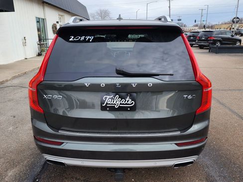 Used 2018 Volvo XC90 T6 Momentum w/ Convenience Package image 6