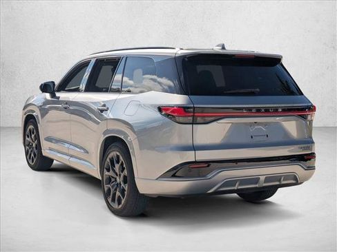 Used 2025 Lexus TX 500h AWD image 7