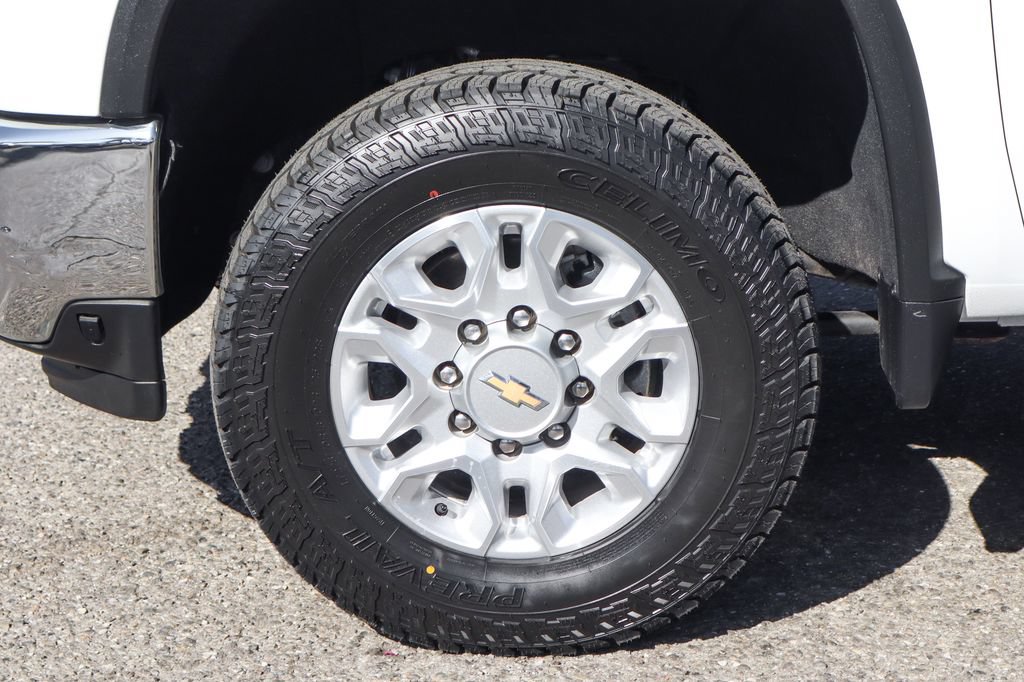 Used 2022 Chevrolet Silverado 2500 LTZ w/ Safety Package AWD/4WD image 50