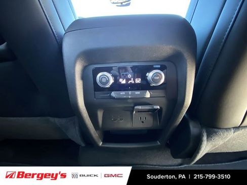 New 2026 GMC Acadia Elevation AWD/4WD image 24