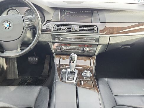 Used 2013 BMW 528i xDrive Sedan image 9