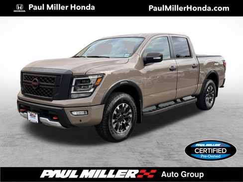 Used 2023 Nissan Titan PRO-4X w/ Pro-4x Convenience Package AWD/4WD image 1