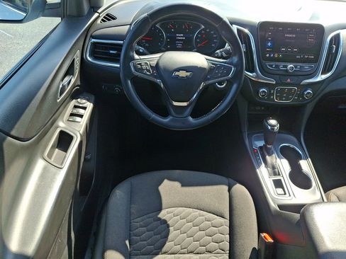 Used 2020 Chevrolet Equinox LT FWD image 11