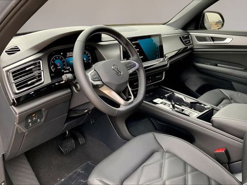 New 2026 Volkswagen Atlas Cross Sport SE AWD/4WD image 7