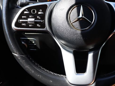 Used 2021 Mercedes-Benz GLA 250 w/ Premium Package image 53