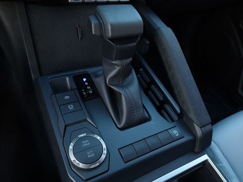 New 2025 Toyota Tacoma SR5 image 7