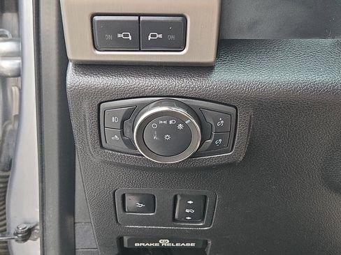 Used 2020 Ford F250 Platinum w/ FX4 Off-Road Package image 24