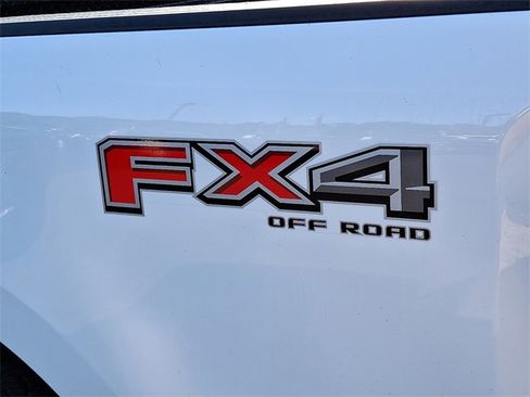 Used 2023 Ford F250 XL w/ FX4 Off-Road Package image 28