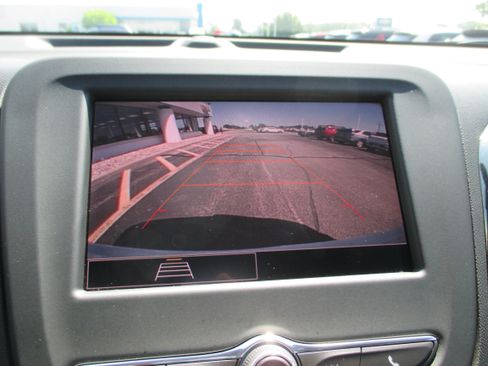 Used 2024 Chevrolet Equinox RS w/ LPO, Floor Liner Package FWD image 19