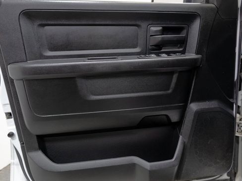 Used 2018 RAM 1500 Express w/ Express Value Package image 20