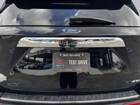 Used 2022 Ford Explorer King Ranch w/ Premium Technology Package AWD/4WD image 16