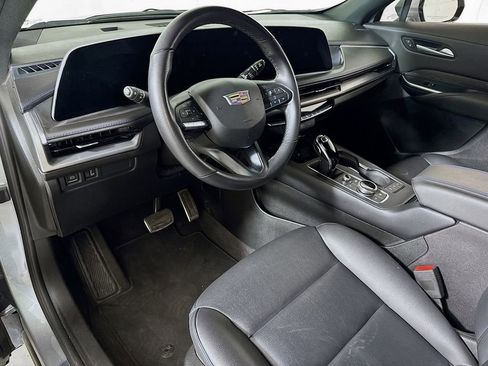 Certified 2025 Cadillac XT4 Sport image 7