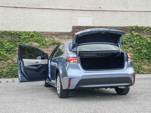 Certified 2026 Toyota Corolla LE FWD image 27