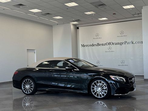 Used 2017 Mercedes-Benz S 550 Cabriolet image 3