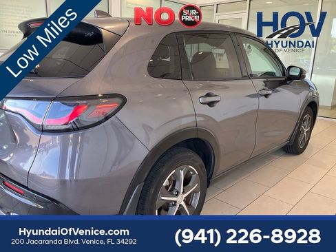 Used 2024 Honda HR-V EX-L image 6