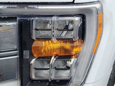 Used 2023 Ford F150 Lariat w/ FX4 Off-Road Package image 10