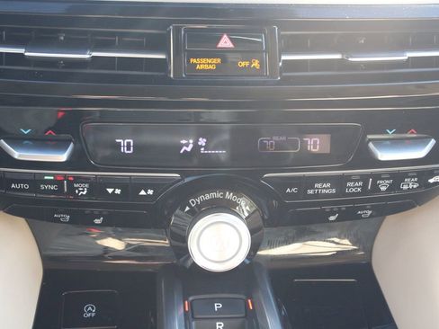 Used 2024 Acura MDX SH-AWD w/ Technology Package image 30