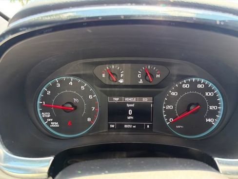 Used 2023 Chevrolet Traverse LS w/ Midnight/Sport Edition FWD image 8