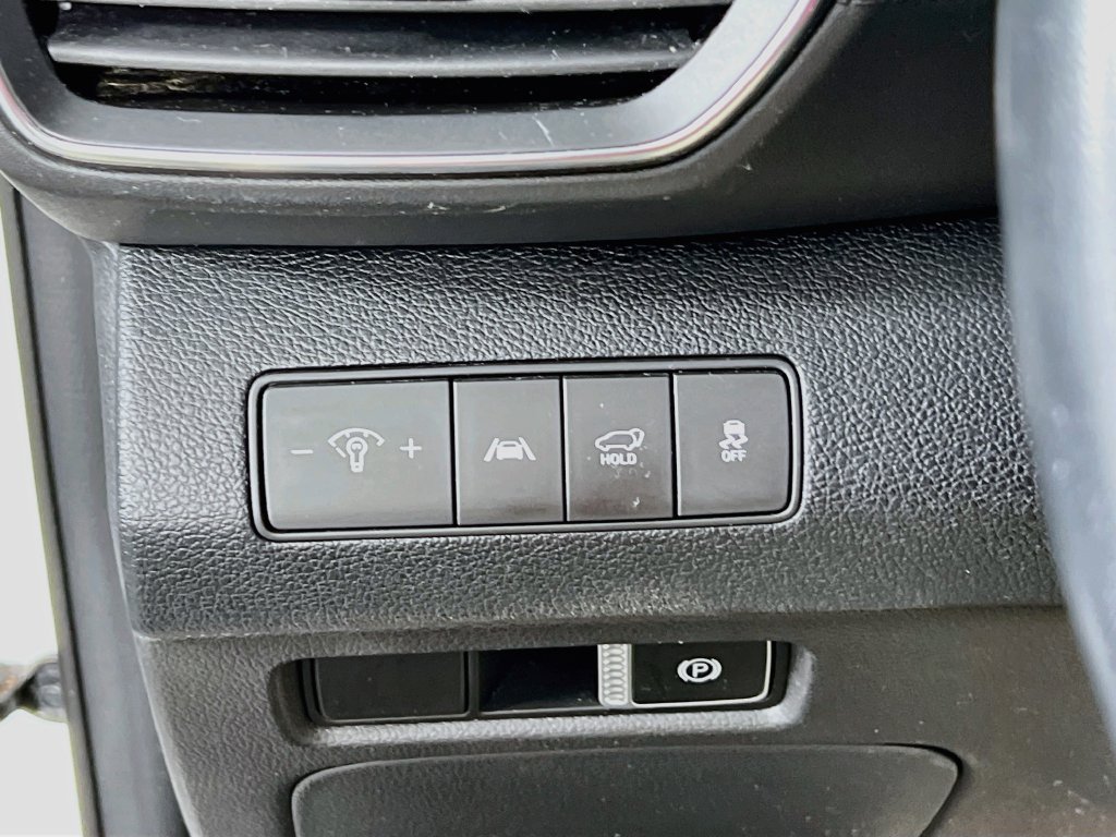 Certified 2023 Hyundai Santa Fe SEL AWD/4WD image 9