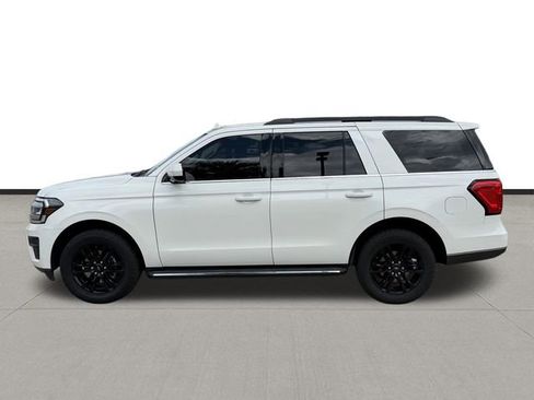 Used 2023 Ford Expedition XLT RWD image 6