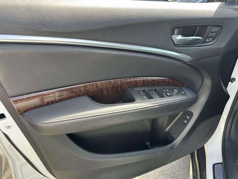 Used 2020 Acura MDX SH-AWD image 18