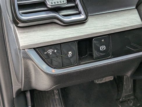 Certified 2023 Kia Sportage X-Line image 14