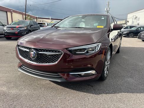Used 2019 Buick Regal Avenir w/ Driver Confidence Package II FWD image 7