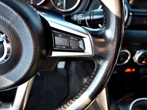 Used 2018 MAZDA MX-5 Miata RF Grand Touring image 15