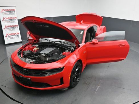 Used 2020 Chevrolet Camaro LT image 42