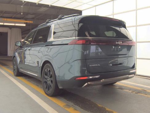 Used 2024 Kia Carnival SX Prestige FWD image 5