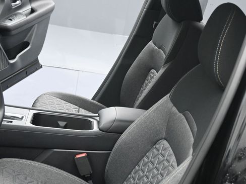New 2026 Nissan Kicks SV AWD/4WD image 15