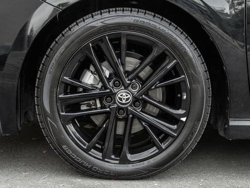 Used 2025 Toyota Camry SE image 16