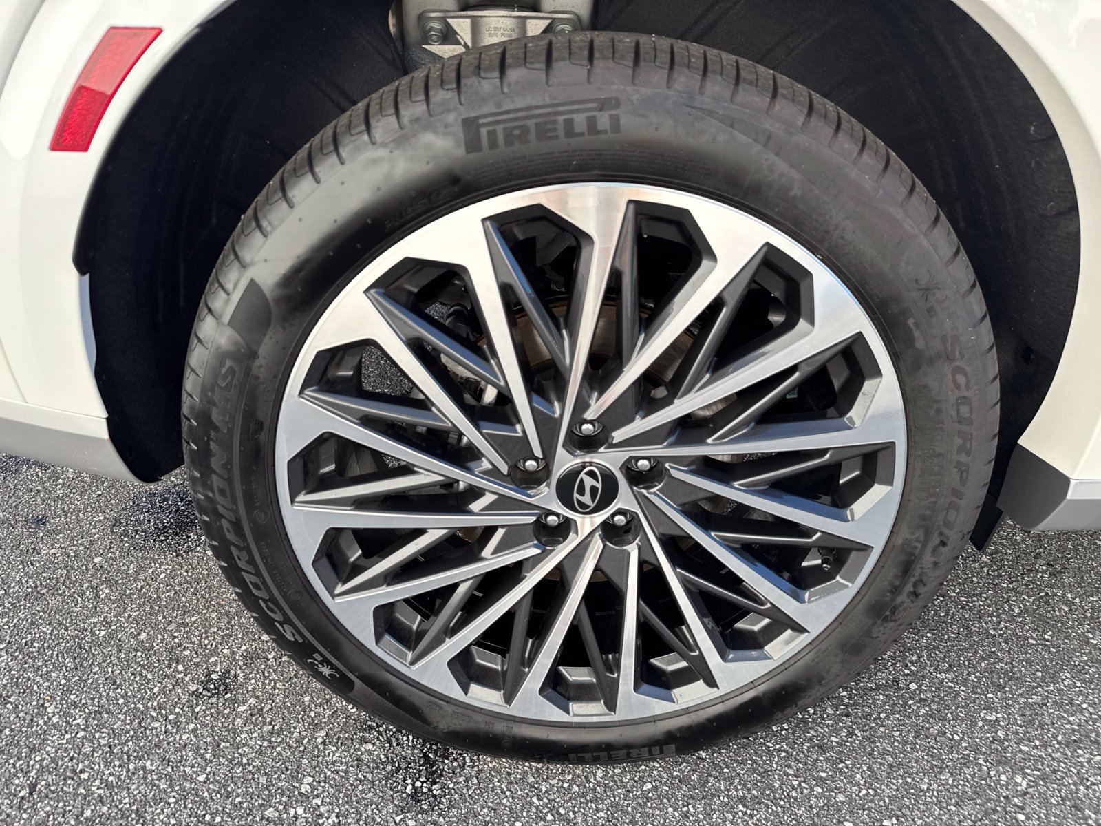 Used 2026 Hyundai Palisade Calligraphy AWD/4WD image 9