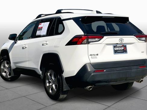 Used 2025 Toyota RAV4 XLE image 12