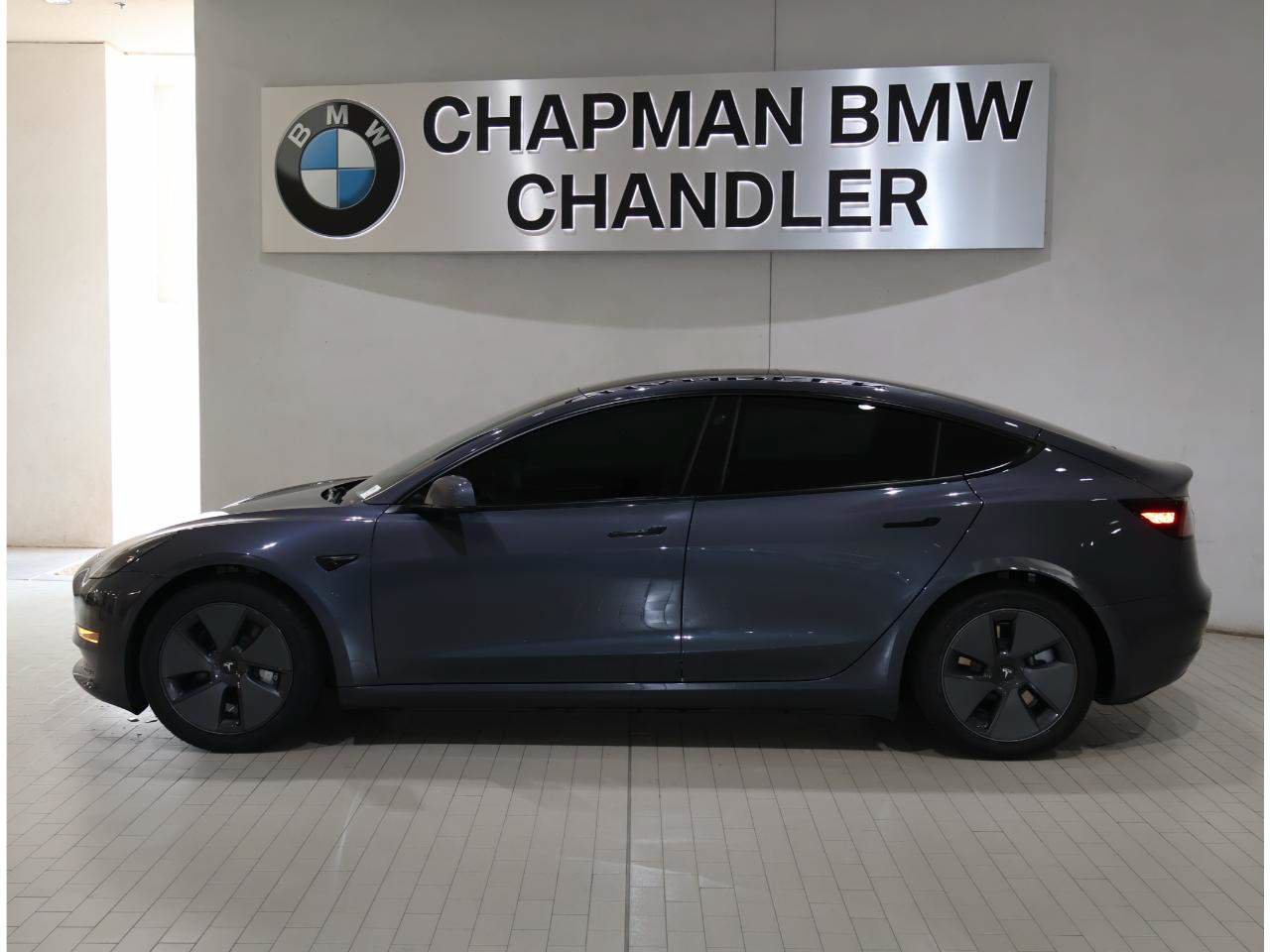 Used 2023 Tesla Model 3 Standard Range RWD image 3