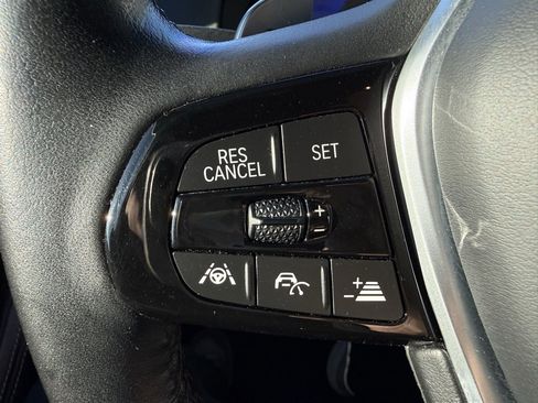 Used 2020 BMW 530i xDrive w/ M Sport Package image 20