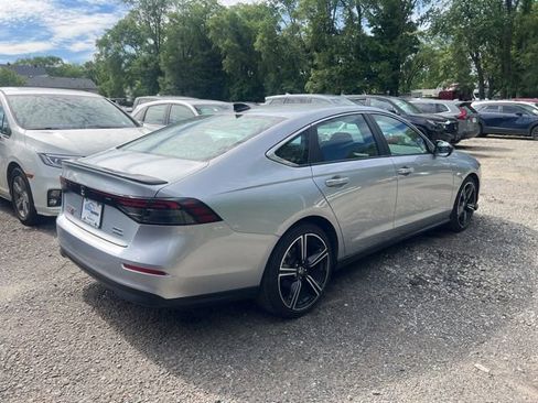 Used 2024 Honda Accord Sport image 5