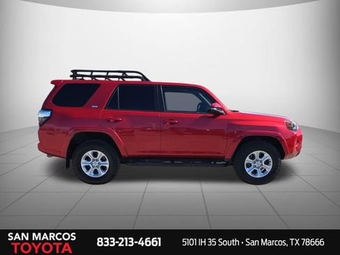 Used 2022 Toyota 4Runner SR5 Premium w/ Moonroof Package AWD/4WD image 4