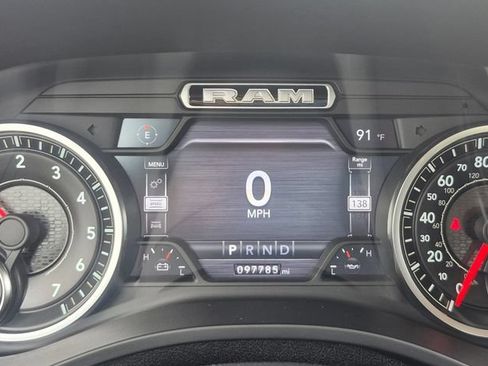 Used 2019 RAM 1500 Big Horn AWD/4WD image 8