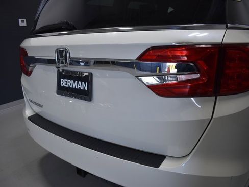 Used 2018 Honda Odyssey EX-L image 12