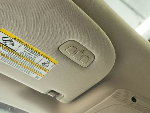Used 2023 Lincoln Navigator L Reserve AWD/4WD image 23