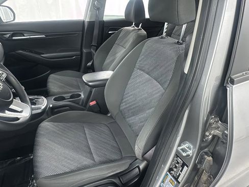 Used 2023 Kia Seltos LX image 10